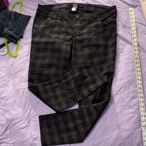 Vintage Torrid! 2015 plaid jeans I never wore due to 30.5” inseam size 16